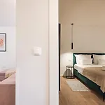 Elly Apartment *